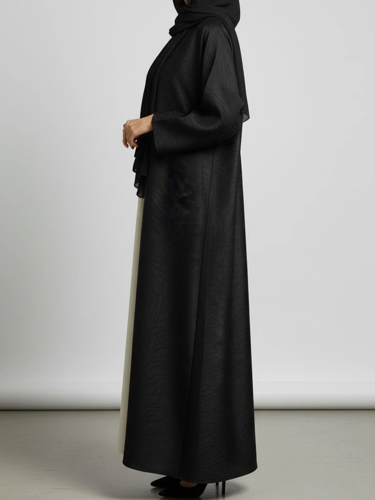 Svart Dubai-handgjord öppen abaya i ett stycke med matchande sjal – lyxigt modest mode tillgängligt online i Sverige, Danmark, Norge och Kanada