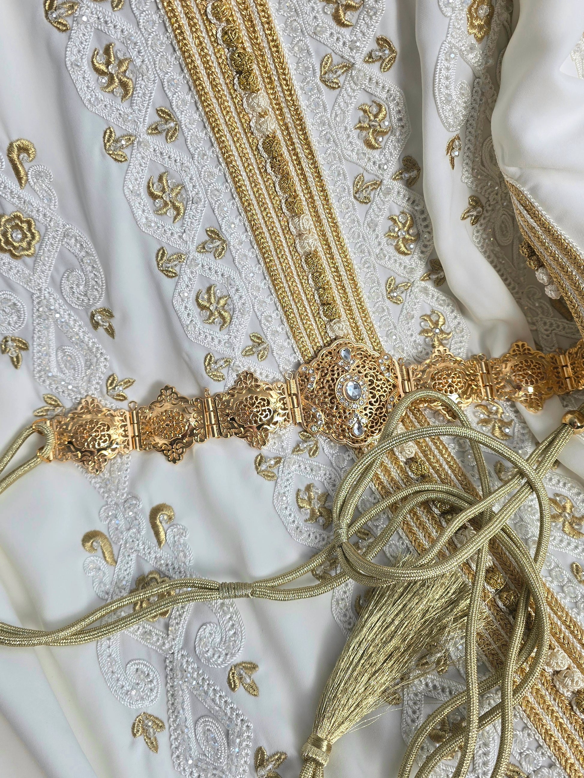 White Luxury Moroccan Kaftan – Emara Modesty