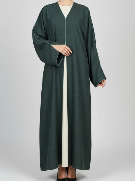 Öppen abaya i ett stycke av bomull och linne med matchande sjal – Dubai-handgjord och tillgänglig online i Sverige, Danmark, Norge och Kanada