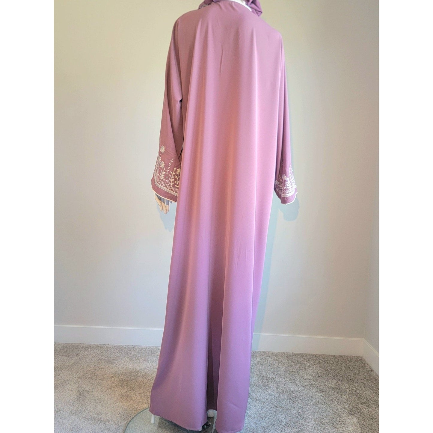 Fancy abaya outfit for Eid and festive occasions