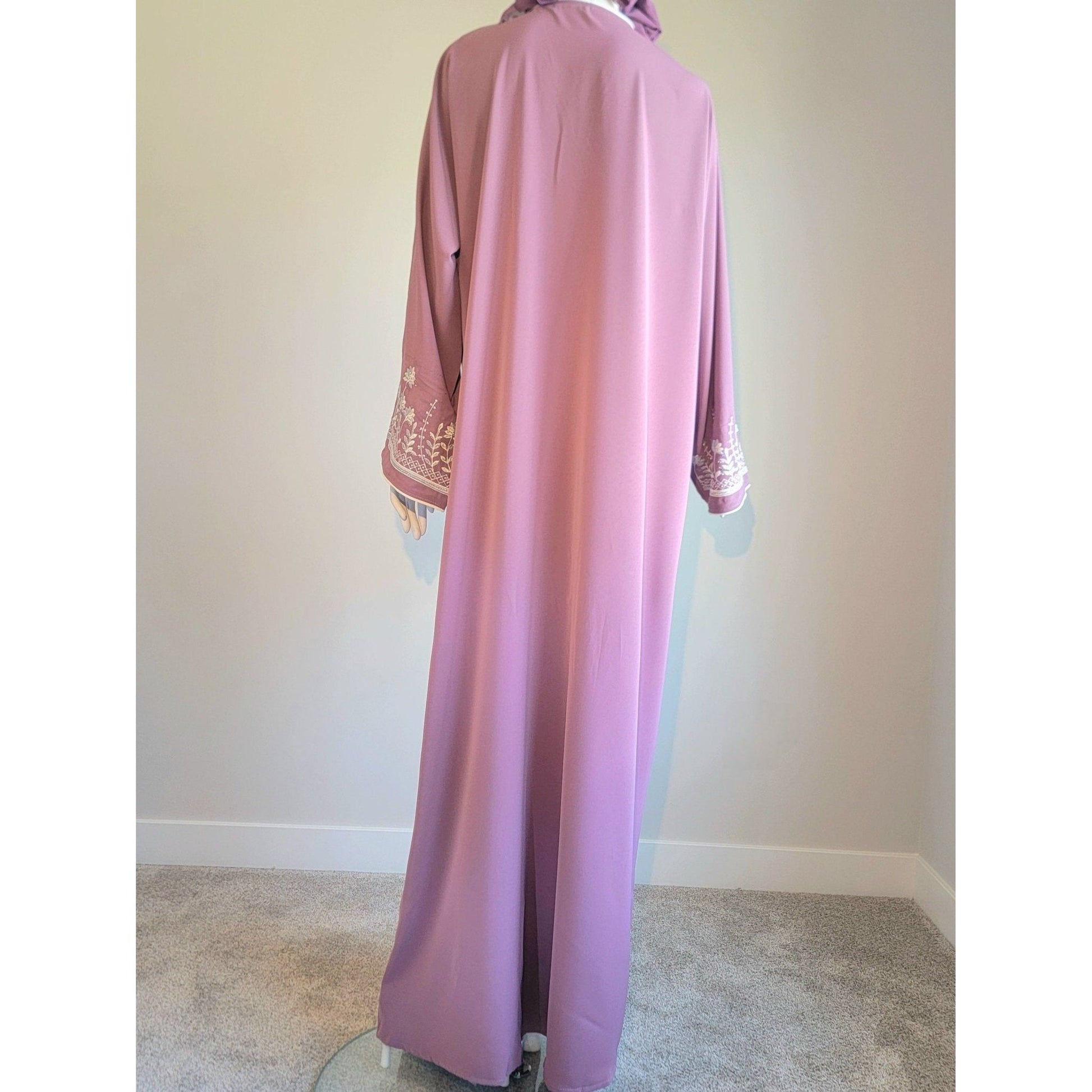 Fancy abaya outfit for Eid and festive occasions