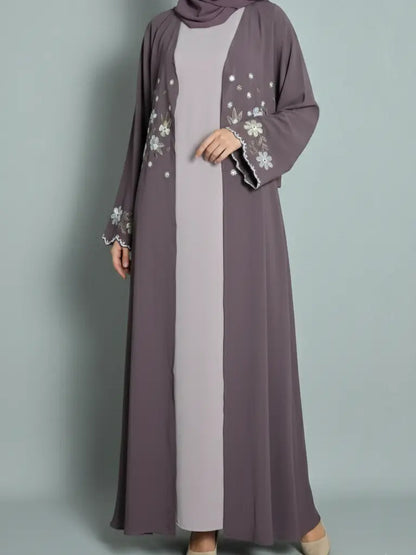 Vardags- och festvänlig embroidered abaya set med chic hijab