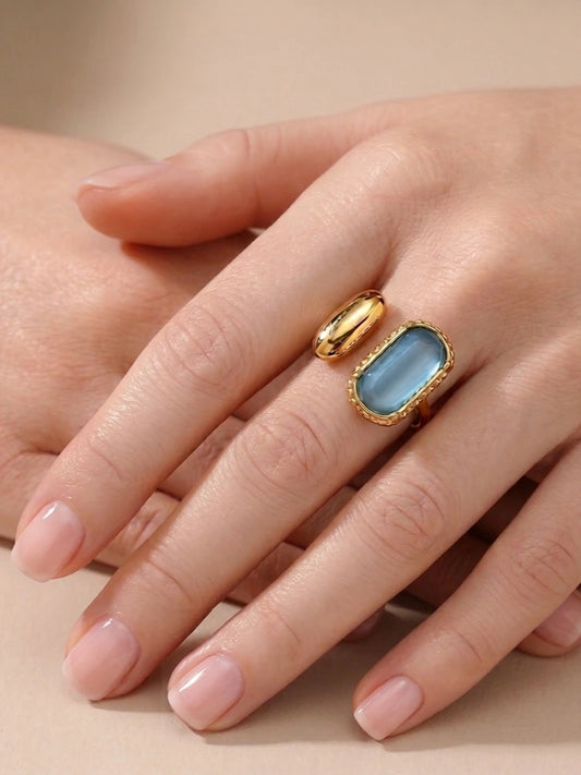 Lyxig blå zirkonia ring i PVD 18K guldpläterat rostfritt stål