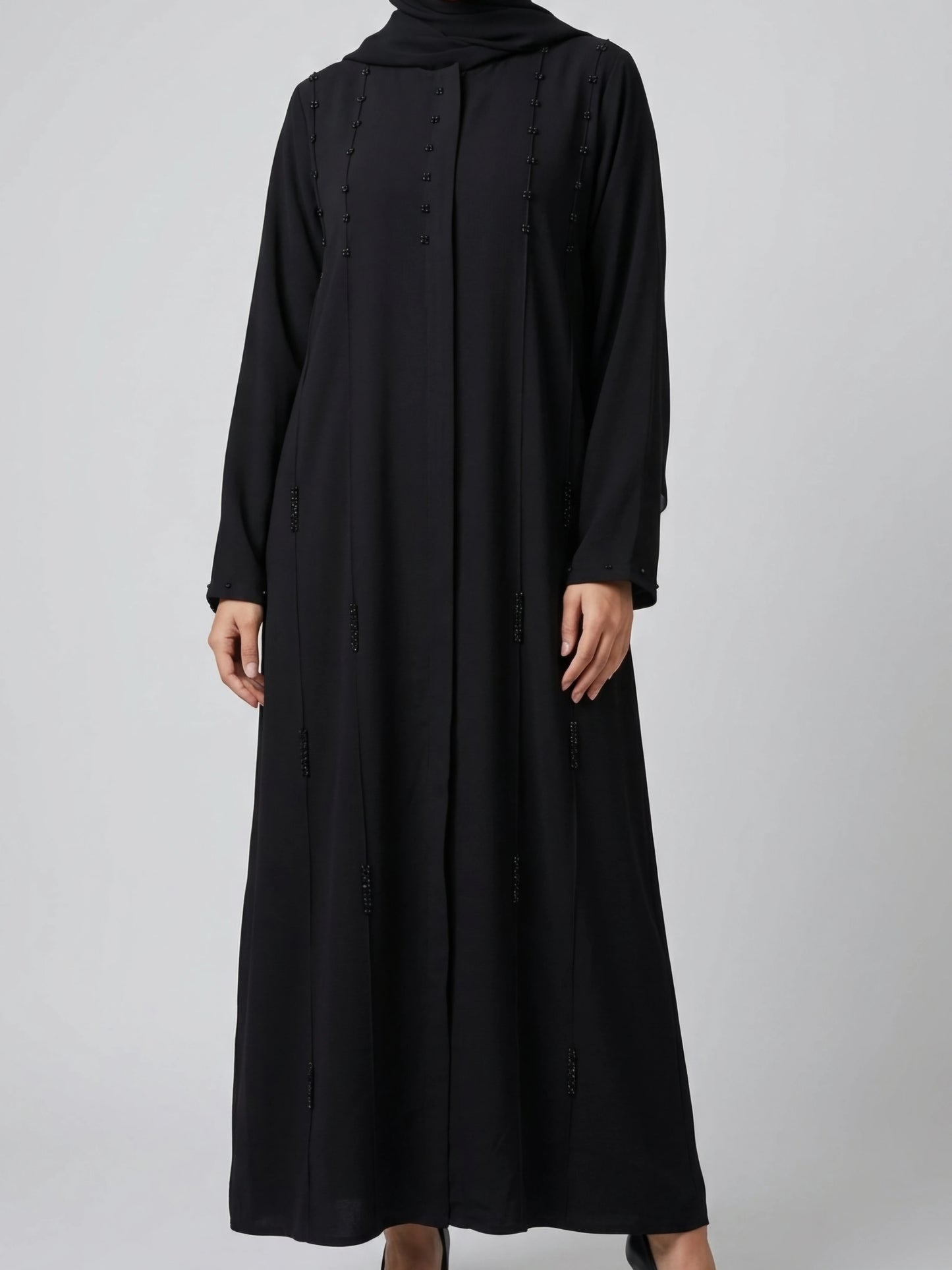 Svart abaya med stenbroderi och matchande sjal för Ramadan och Eid