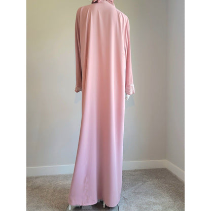 Long Islamic wear in closed abaya form for Muslimah women